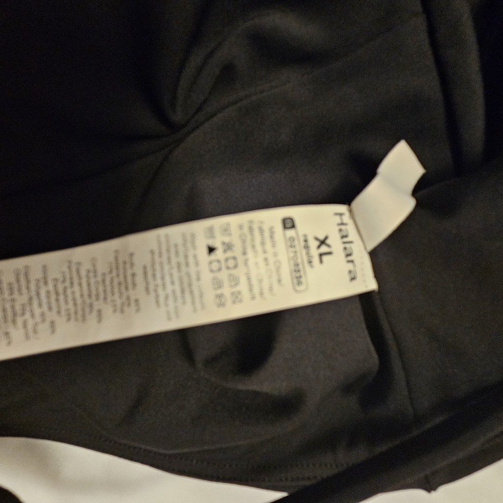 HALARA Black Sleeveless V-Neck Jumpsuit - Picture 3 of 3